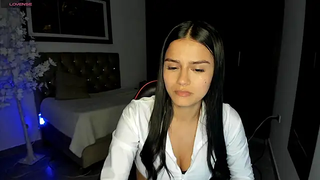 cloe fox online show from January 3, 4:00 am