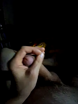 Snapshot of demoniczny82 chatting on October 29, 9:49 pm demoniczny82 online show from October 29, 9:49 pm