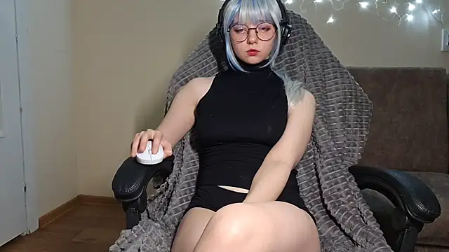 DanaWard online show from January 8, 6:31 pm