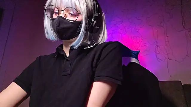 DanaWard online show from October 28, 9:28 pm