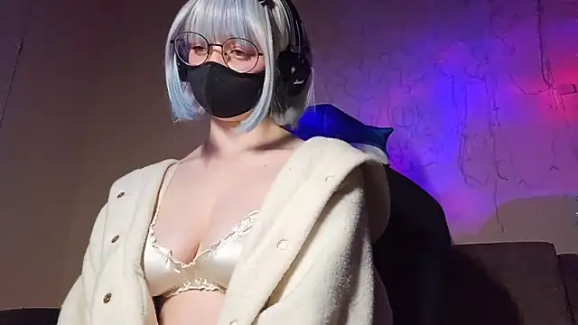 DanaWard online show from December 3, 9:35 pm