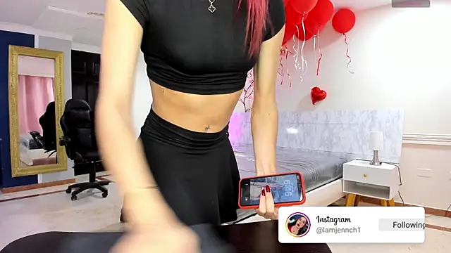 Snapshot of charolbruce_1 chatting on May 23, 11:47 am charolbruce 1 online show from May 23, 11:47 am