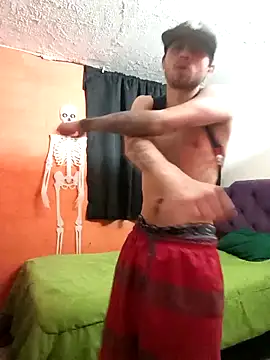 Snapshot of Mich_Stev9524 chatting on February 17, 11:44 pm Mich Stev9524 online show from February 17, 11:44 pm