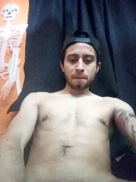 Snapshot of Mich_Stev9524 chatting on February 27, 12:10 am Mich Stev9524 online show from February 27, 12:10 am