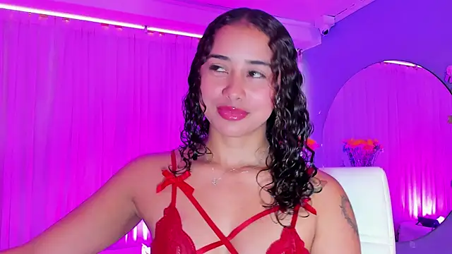 Snapshot of Ammy_nova chatting on May 20, 8:15 pm Ammy nova online show from May 20, 8:15 pm