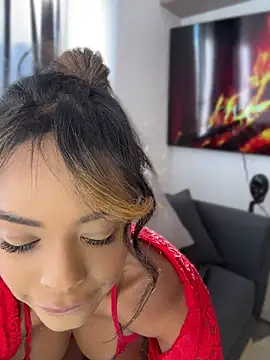 Snapshot of Susanamendezz chatting on June 27, 12:33 pm Susanamendezz online show from June 27, 12:33 pm