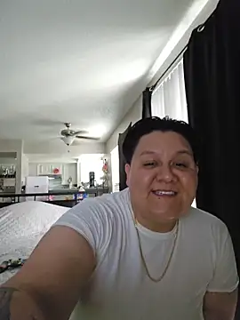 Snapshot of DevilDahm chatting on February 17, 8:15 pm DevilDahm online show from February 17, 8:15 pm