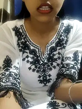 Snapshot of Miss_saniya chatting on January 23, 3:16 am Miss saniya online show from January 23, 3:16 am