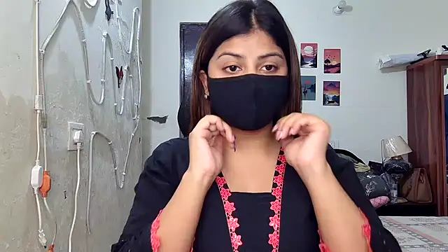 Snapshot of Hoty-Shivangi chatting on June 30, 9:49 pm Hoty-Shivangi online show from June 30, 9:49 pm
