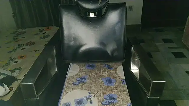 Snapshot of aarushi_sharmaa chatting on July 5, 4:47 pm aarushi sharmaa online show from July 5, 4:47 pm
