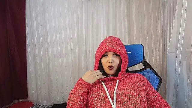 Snapshot of MOMMYJEVAA chatting on June 17, 2:25 am MOMMYJEVAA online show from June 17, 2:25 am