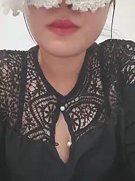 Snapshot of girldam95 chatting on May 25, 3:23 am girldam95 online show from May 25, 3:23 am