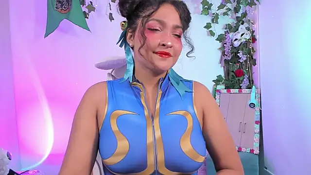 Snapshot of cutepie_uwu_ chatting on February 19, 2:55 am cutepie uwu  online show from February 19, 2:55 am