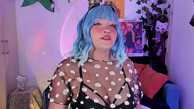 Snapshot of cutepie_uwu_ chatting on September 24, 12:14 am cutepie uwu  online show from September 24, 12:14 am