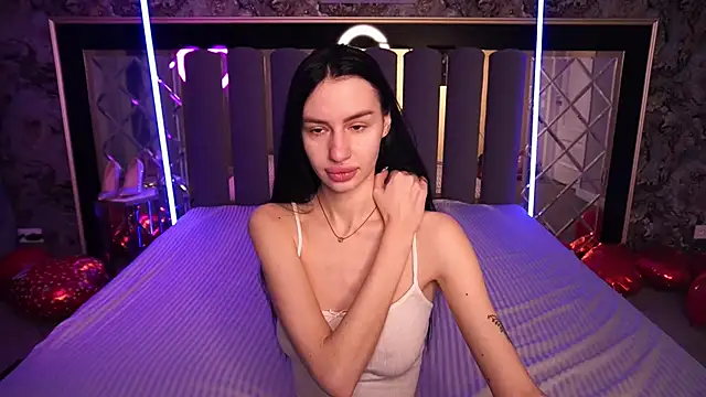 Snow WhiteeeX online show from February 12, 6:41 am