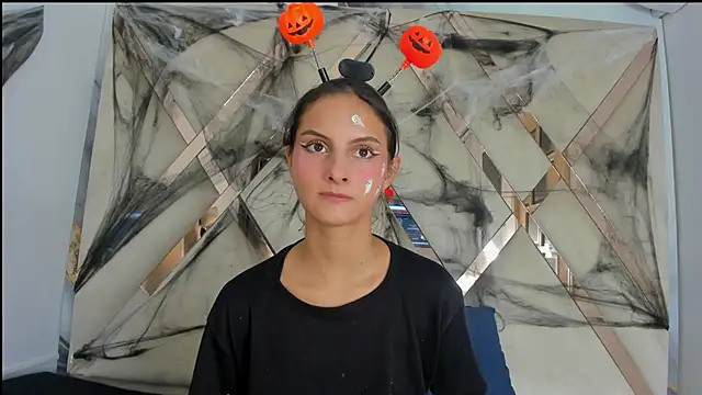 Snapshot of ninaht chatting on October 24, 8:49 pm ninaht online show from October 24, 8:49 pm