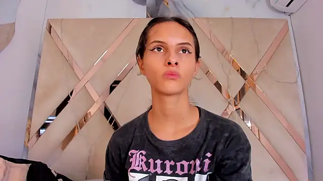 Snapshot of ninaht chatting on January 31, 9:24 pm ninaht online show from January 31, 9:24 pm