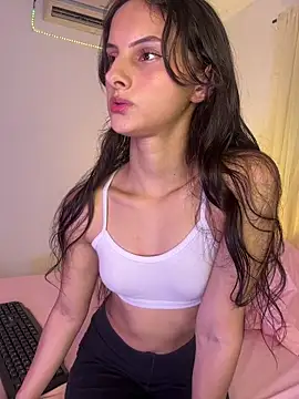 Snapshot of ninaht chatting on February 6, 8:23 pm ninaht online show from February 6, 8:23 pm