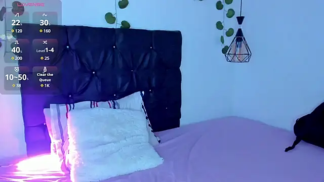 Snapshot of Natasha_by chatting on December 9, 2:17 pm Natasha by online show from December 9, 2:17 pm