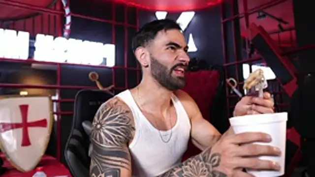 Austin bolt online show from April 12, 1:21 am