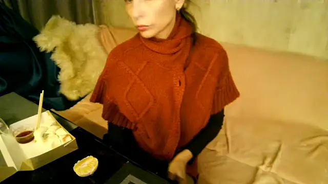 Snapshot of Elizabe_th chatting on February 16, 9:44 pm Elizabe th online show from February 16, 9:44 pm
