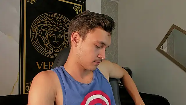 Desmon Clark online show from January 6, 11:20 pm