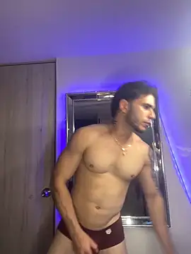 Tayler duster online show from January 9, 6:06 am