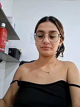 Ary-18 online show from February 10, 1:48 pm