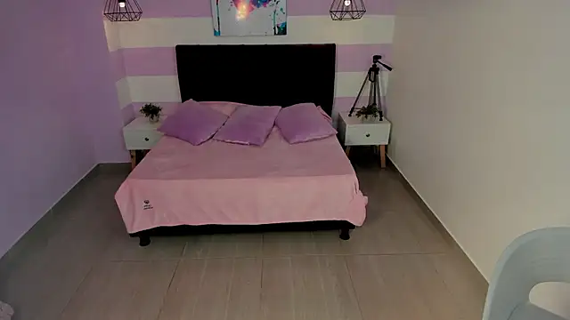 Scarlett  bell online show from November 29, 1:14 pm