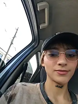 Dani pegin online show from March 29, 2:17 pm