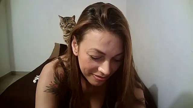 Snapshot of Hanna_Charming chatting on June 11, 1:38 am Hanna Charming online show from June 11, 1:38 am