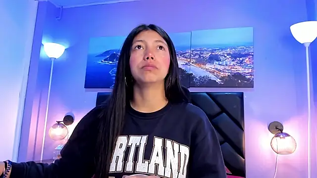 KimberlyVillaLobos online show from April 17, 11:13 am