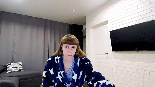 Daniella Lorente online show from February 4, 3:40 pm