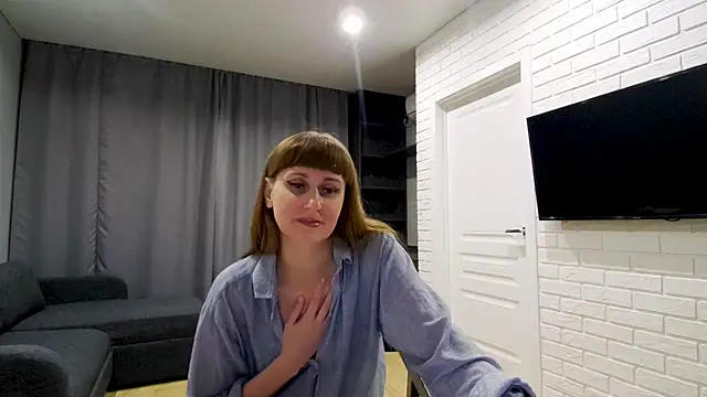 Snapshot of Daniella_Lorente chatting on May 15, 11:34 pm Daniella Lorente online show from May 15, 11:34 pm