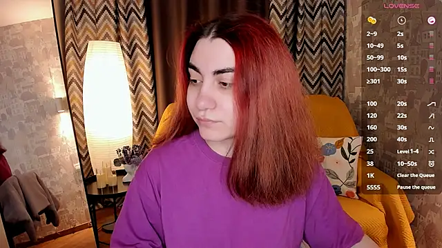 Snapshot of hannacheekss_ chatting on February 7, 2:04 am hannacheekss online show from February 7, 2:04 am