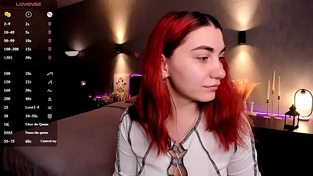 Snapshot of hannacheekss_ chatting on July 6, 2:08 am hannacheekss online show from July 6, 2:08 am