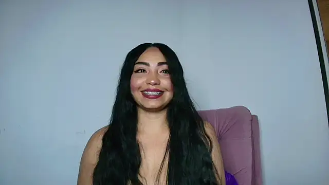 Dailyn Adams online show from December 24, 8:11 am