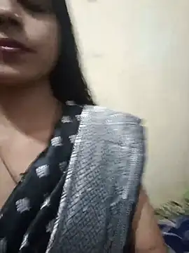 Snapshot of pikubaby chatting on July 12, 6:43 pm pikubaby online show from July 12, 6:43 pm