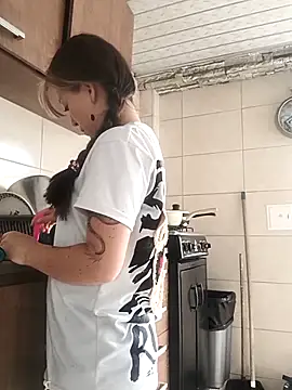 Tefannyy  online show from April 3, 6:06 pm