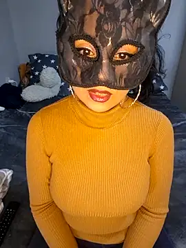 Snapshot of Barby8787 chatting on October 31, 8:37 am Barby8787 online show from October 31, 8:37 am