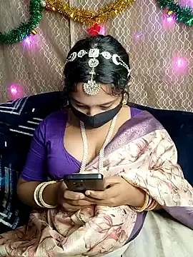 Snapshot of Deshi_Chori chatting on January 14, 11:37 pm Deshi Chori online show from January 14, 11:37 pm