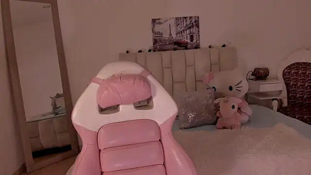 Snapshot of yenny_garcia chatting on March 3, 6:25 pm yenny garcia online show from March 3, 6:25 pm