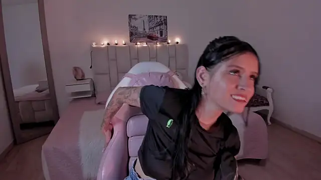 yenny garcia online show from March 21, 6:00 pm