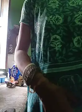 Snapshot of riteshika chatting on October 1, 5:46 am riteshika online show from October 1, 5:46 am