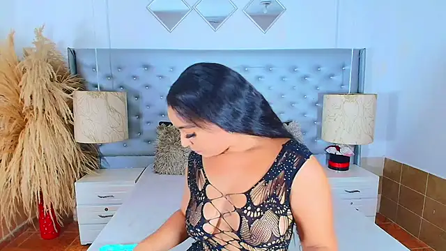 EileenBenzon online show from September 17, 3:08 am