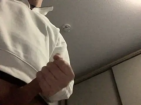 neilho1 online show from January 19, 3:32 pm