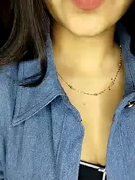 Snapshot of Black_baby chatting on January 18, 7:26 pm Black baby online show from January 18, 7:26 pm