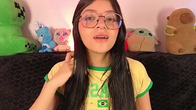Snapshot of lana_dol chatting on April 24, 6:21 pm lana dol online show from April 24, 6:21 pm