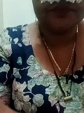 Snapshot of seemi_bhabhi chatting on February 8, 7:37 am seemi bhabhi online show from February 8, 7:37 am