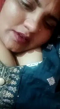Snapshot of seemi_bhabhi chatting on March 4, 6:29 pm seemi bhabhi online show from March 4, 6:29 pm